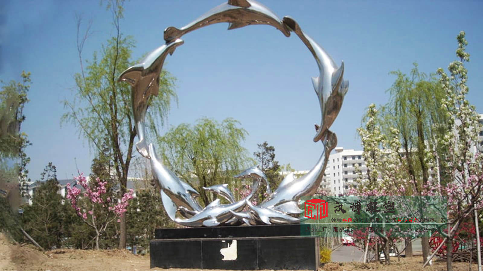 金属人物喷泉雕塑,园林景观雕塑,不锈钢雕塑加工工厂