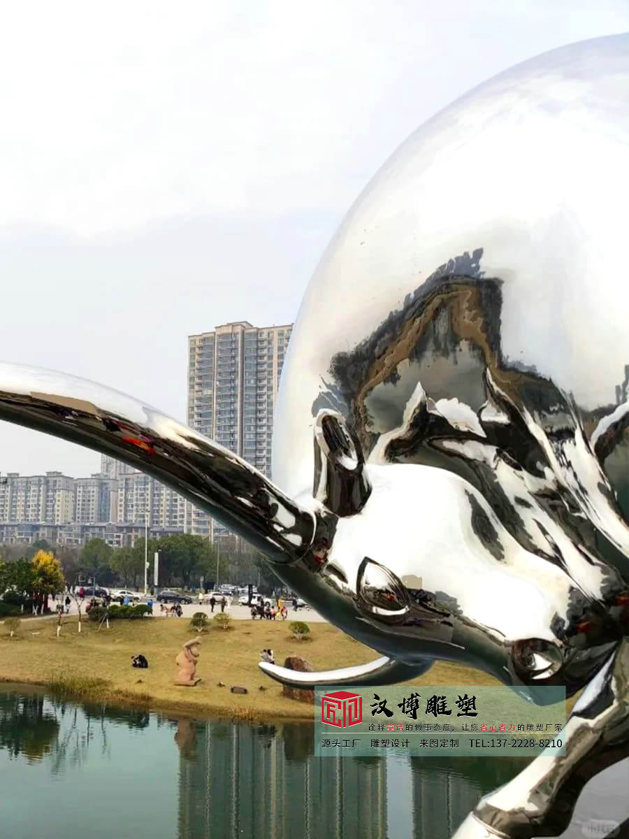 金属拼接牛雕塑,商务装饰雕塑定制,户外大型雕塑制作工厂