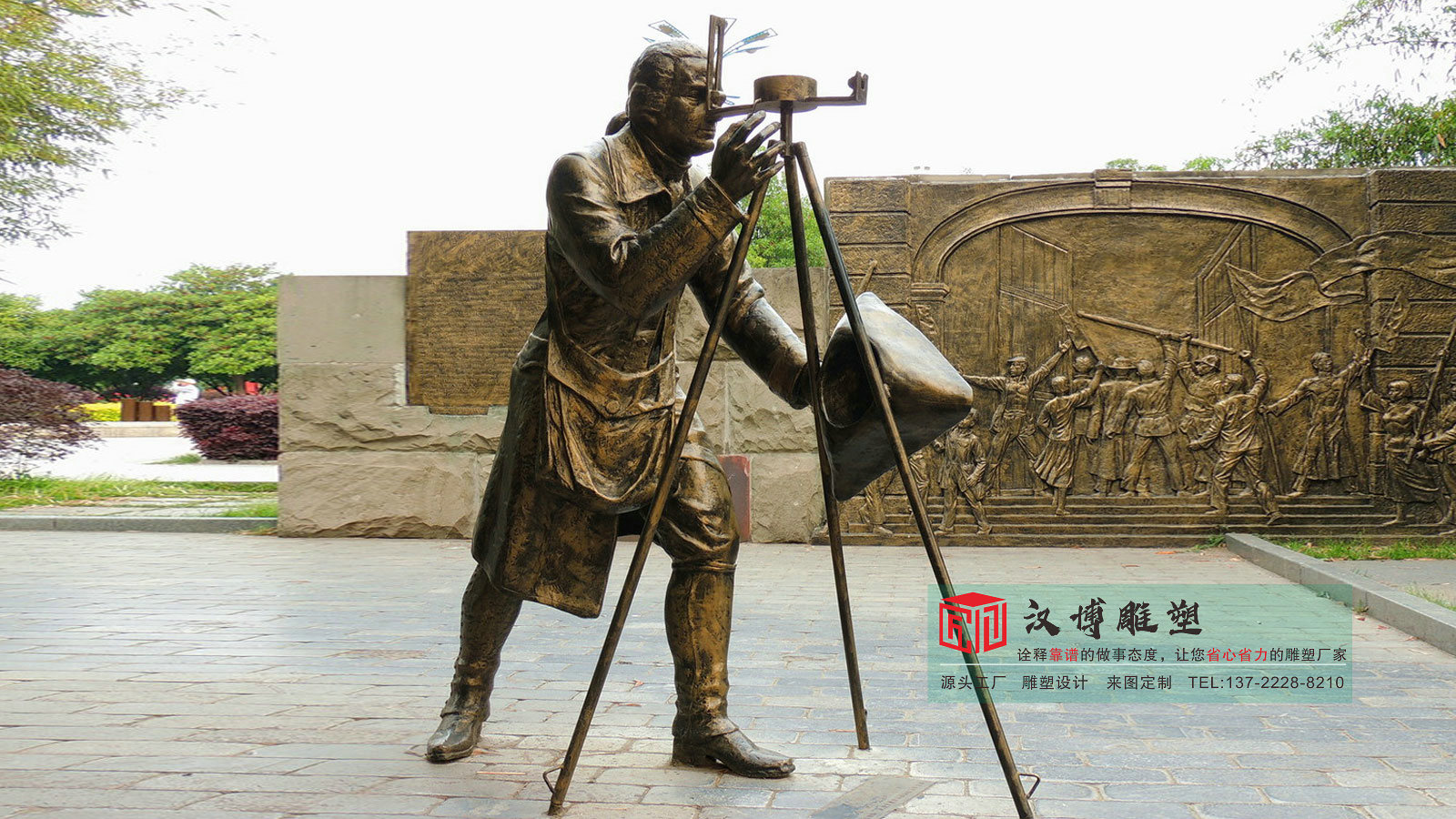 铸铜摄影人物雕塑,城市街道景区建设雕塑,大型雕塑源头厂家